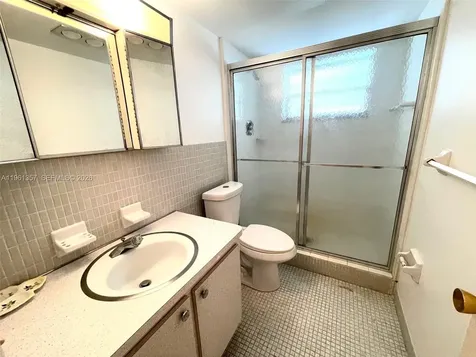 5100 Washington Street Hollywood FL 33021
