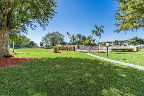5100 Washington Street Hollywood FL 33021