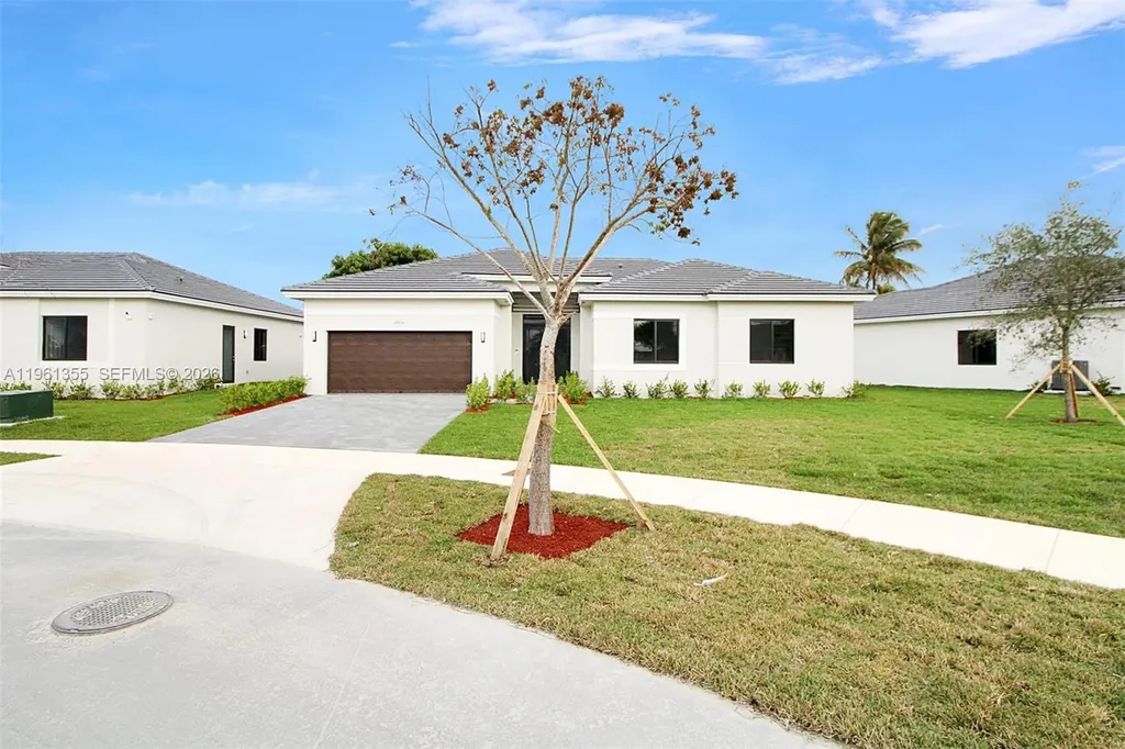 20833 SW 96th Court Cutler Bay FL 33189