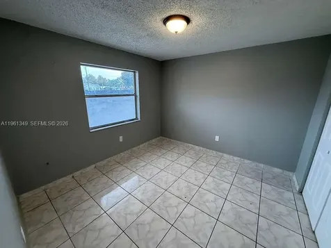 2721 NW 23rd Court Miami FL 33142