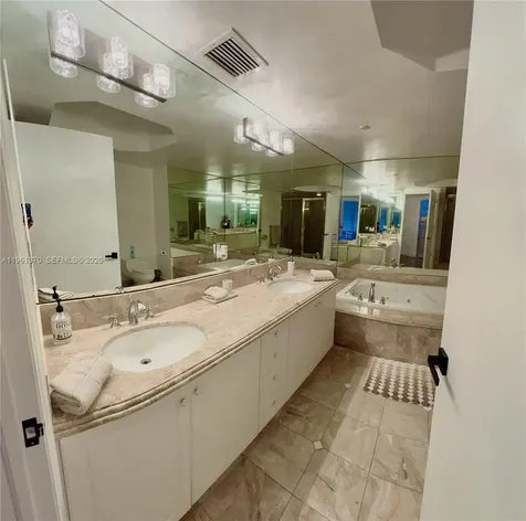 9559 Collins Avenue Surfside FL 33154
