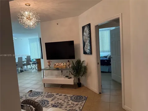 1745 E Hallandale Beach Boulevard Hallandale Beach FL 33009