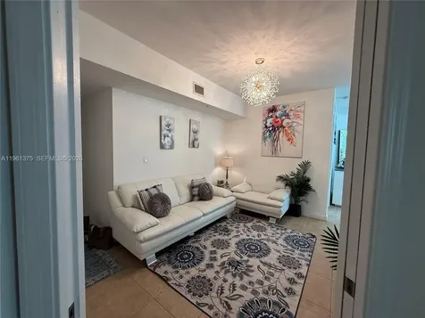 1745 E Hallandale Beach Boulevard Hallandale Beach FL 33009