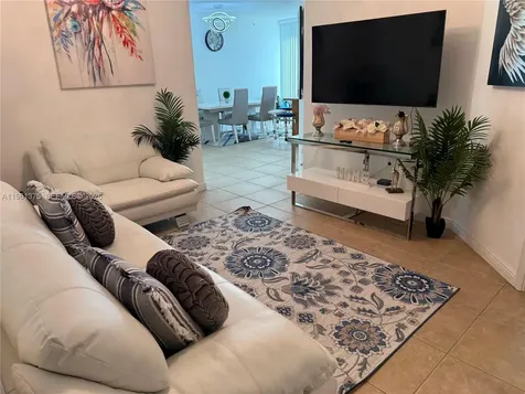 1745 E Hallandale Beach Boulevard Hallandale Beach FL 33009