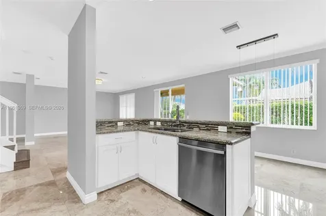 1518 Maple Drive Weston FL 33327