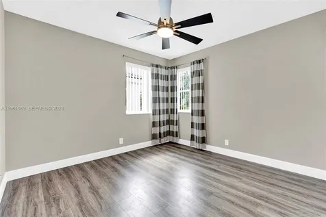 1518 Maple Drive Weston FL 33327