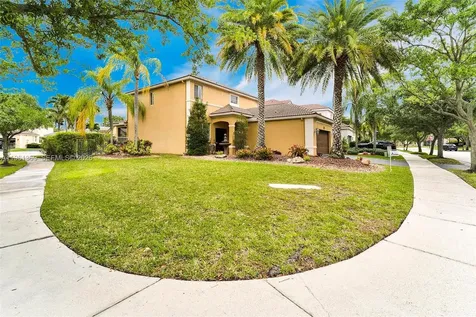 1518 Maple Drive Weston FL 33327