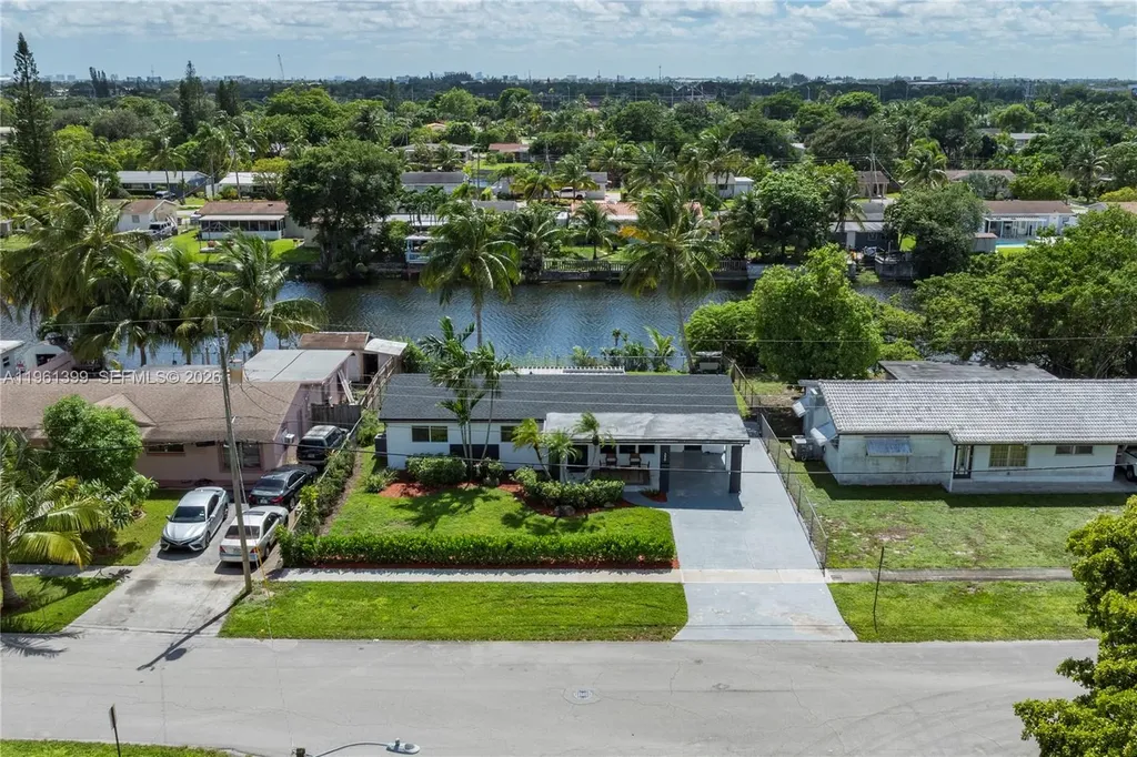 390 NW 40th Street Deerfield Beach FL 33064