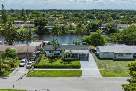 390 NW 40th Street Deerfield Beach FL 33064