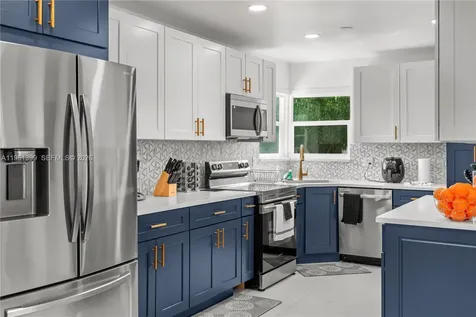 390 NW 40th Street Deerfield Beach FL 33064
