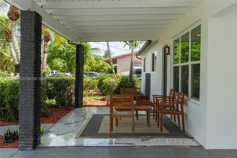 390 NW 40th Street Deerfield Beach FL 33064
