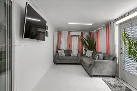 390 NW 40th Street Deerfield Beach FL 33064
