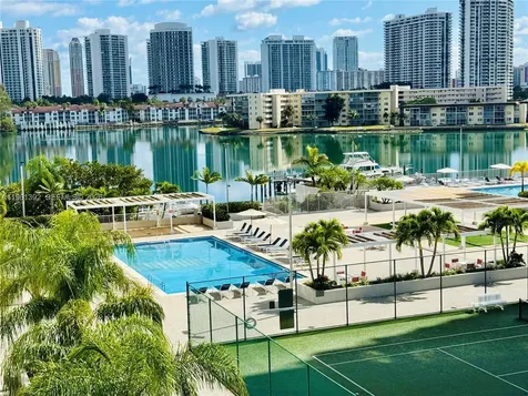 18051 Biscayne Boulevard Aventura FL 33160