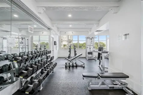 18051 Biscayne Boulevard Aventura FL 33160