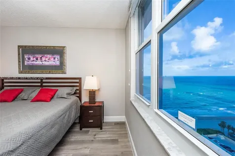 2501 S Ocean Drive Hollywood FL 33019