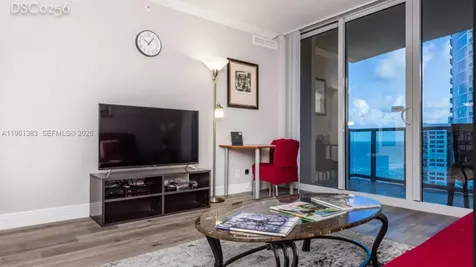 2501 S Ocean Drive Hollywood FL 33019