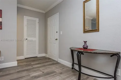 2501 S Ocean Drive Hollywood FL 33019