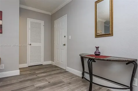 2501 S Ocean Drive Hollywood FL 33019