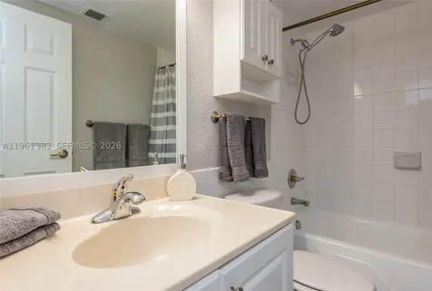 2501 S Ocean Drive Hollywood FL 33019