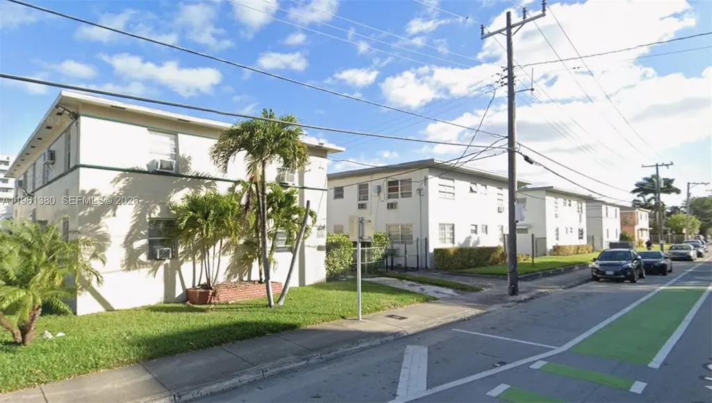 428 NE 82nd Street Miami FL 33138