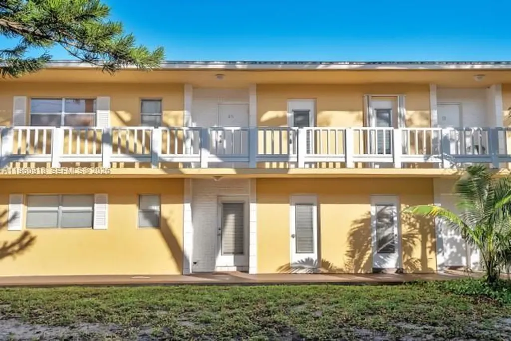 550 SE 2nd Avenue Deerfield Beach FL 33441