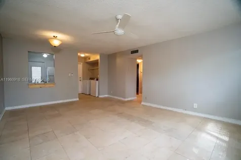 550 SE 2nd Avenue Deerfield Beach FL 33441