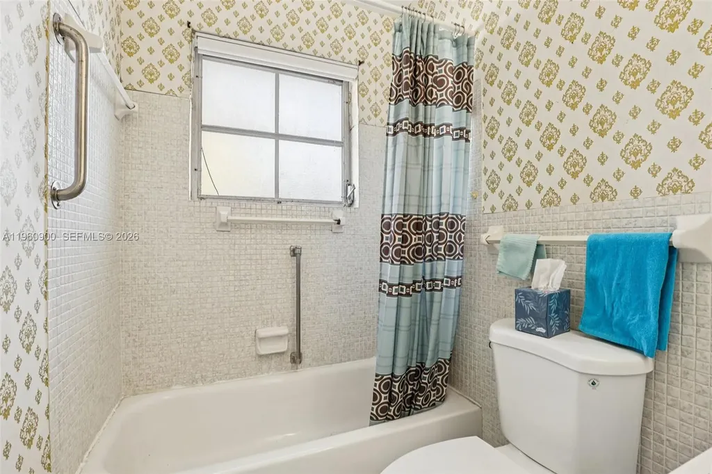310 S Cypress Road Pompano Beach FL 33060