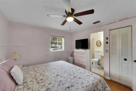 6141 Funston Street Hollywood FL 33023