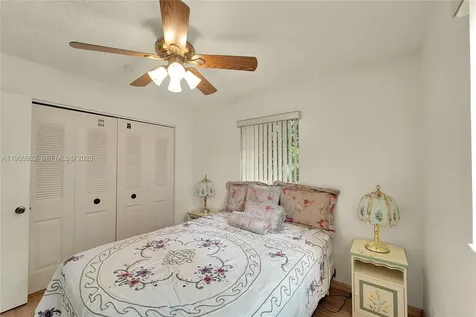 6141 Funston Street Hollywood FL 33023