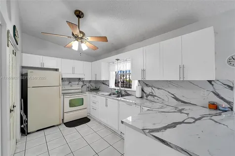 6141 Funston Street Hollywood FL 33023