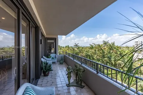 151 Crandon Boulevard Key Biscayne FL 33149