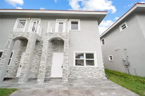 529 NW 56th Street Miami FL 33127