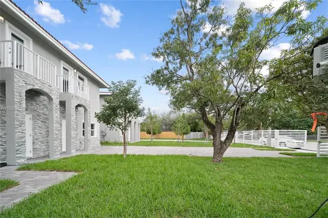 529 NW 56th Street Miami FL 33127