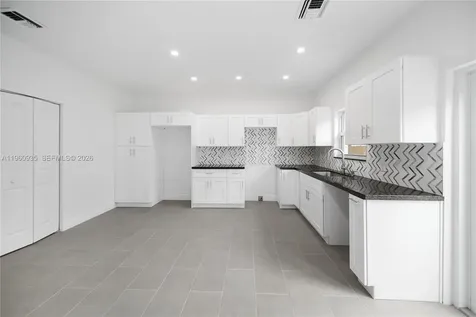 529 NW 56th Street Miami FL 33127