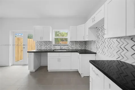 529 NW 56th Street Miami FL 33127
