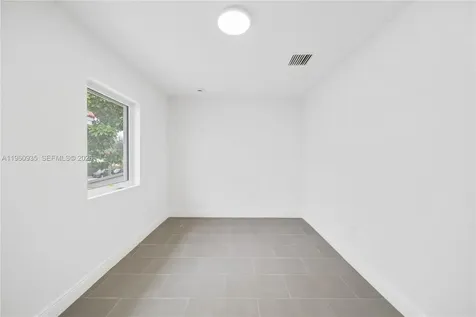 529 NW 56th Street Miami FL 33127