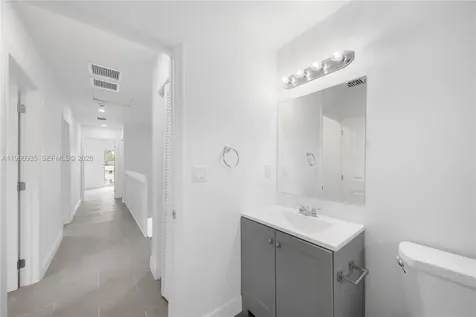 529 NW 56th Street Miami FL 33127