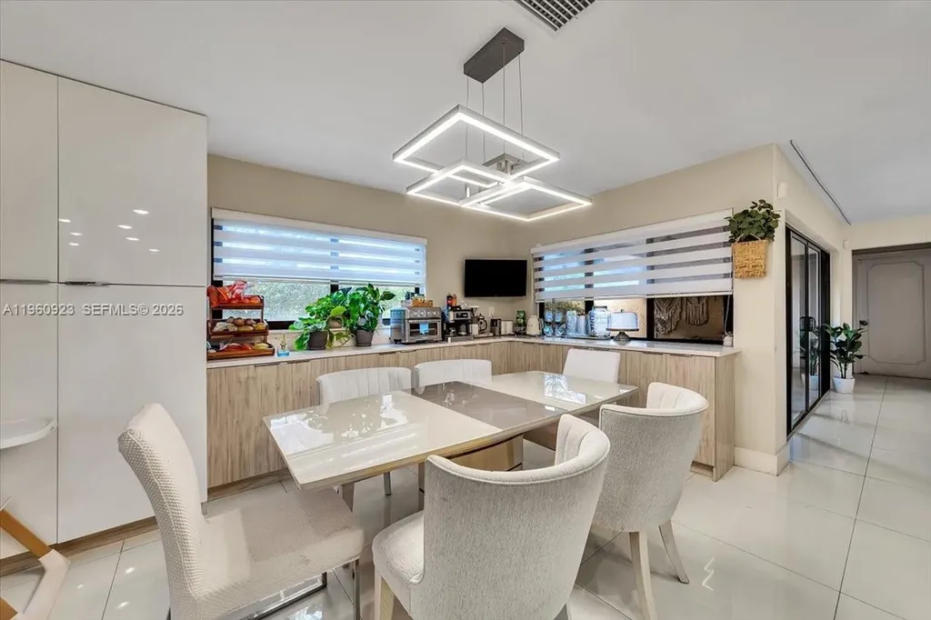 311 NW 101st Terrace Coral Springs FL 33071