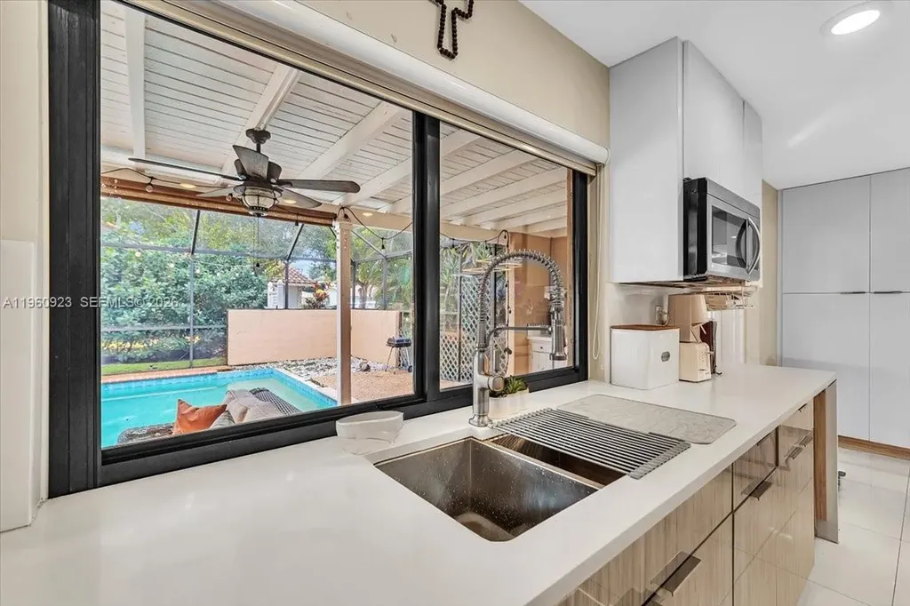 311 NW 101st Terrace Coral Springs FL 33071