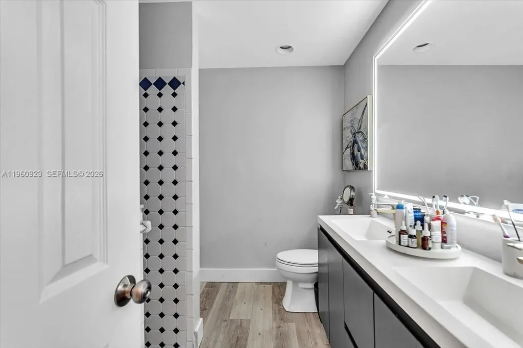 311 NW 101st Terrace Coral Springs FL 33071