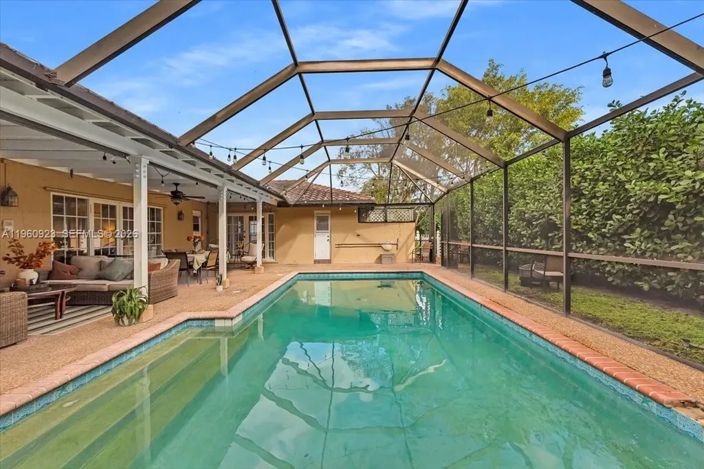 311 NW 101st Terrace Coral Springs FL 33071