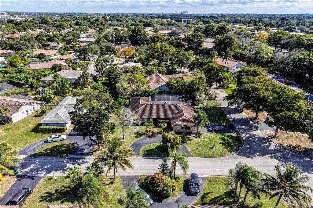 311 NW 101st Terrace Coral Springs FL 33071