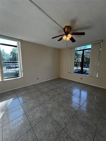 Lauderhill FL 33319