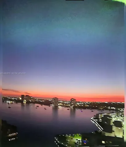 1000 W Island Boulevard Aventura FL 33160