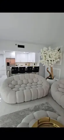 1000 W Island Boulevard Aventura FL 33160
