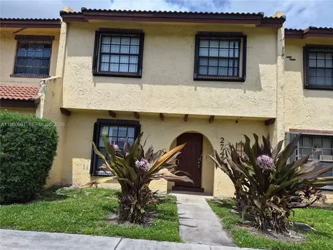 2747 NW 47th Lane Lauderdale Lakes FL 33313