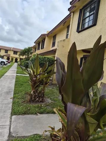 2747 NW 47th Lane Lauderdale Lakes FL 33313