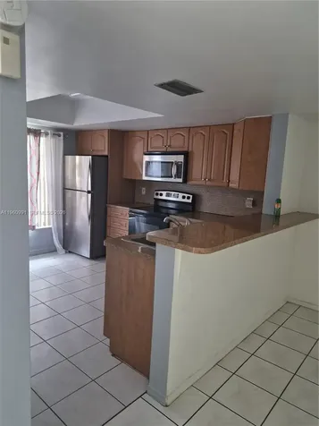 2747 NW 47th Lane Lauderdale Lakes FL 33313