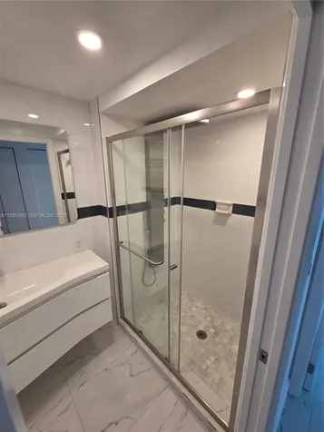 11 Island Avenue Miami Beach FL 33139