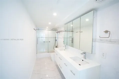 11 Island Avenue Miami Beach FL 33139